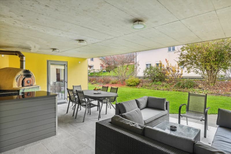 Detached house with habitable annex in Collombey (7)
