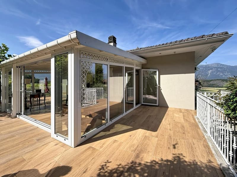 Cosy villa on one level with magnificent views of the mountains and the Dents-du-Midi (7)