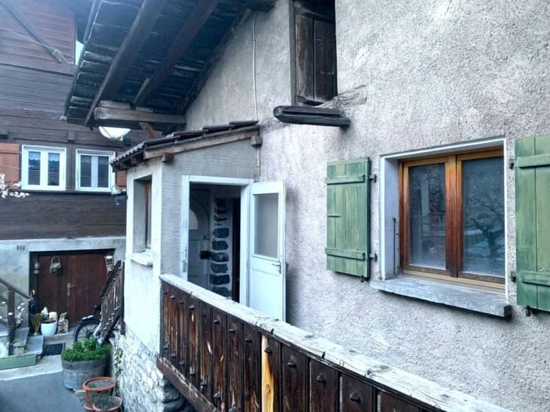 Dorfhaus 5.5 Zimmer in Chamoson (1)