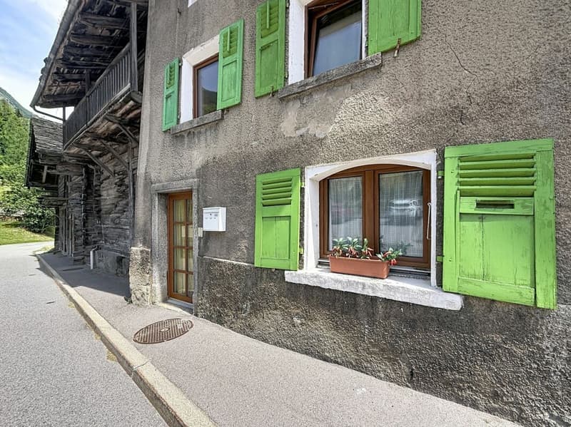 Belle maison alpine à Orsière (2)