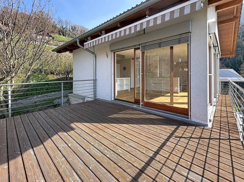 Magnifique villa d'architecte avec spectaculaire vue panoramique sur la plaine et les Dents-du-Midi (20)