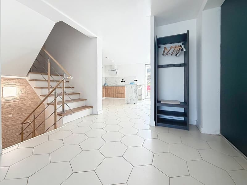 Maison jumelée de 5.5 pces de 126 m2 à Lugrin (15)
