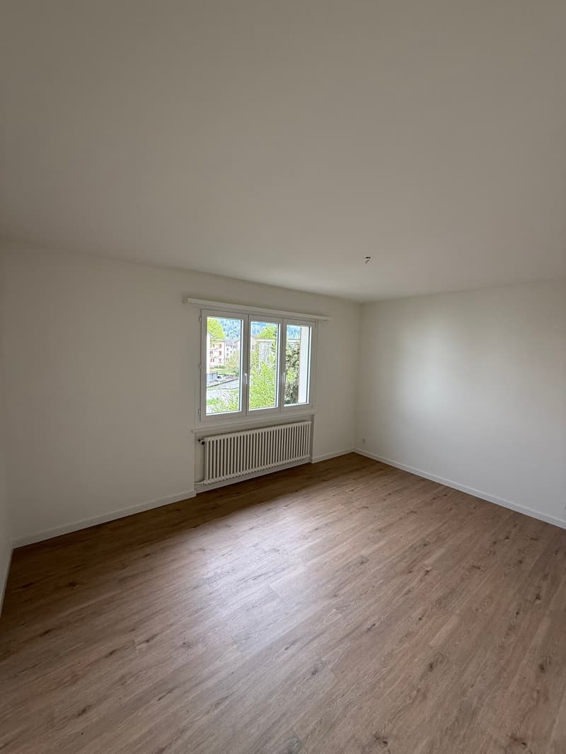 Appartement 2 pièces entretenu dans un immeuble ancien (8)