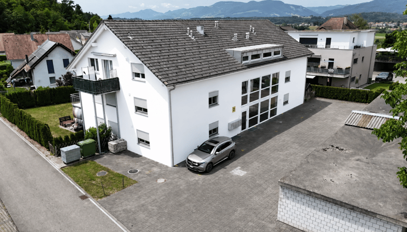 3.5 Zi helle Dach Wohnung (18)