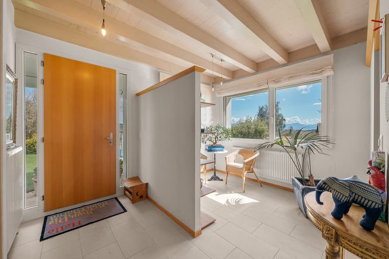 Charming individual house with 6 rooms, beautiful view and large garden - family-friendly neighborhood (6)