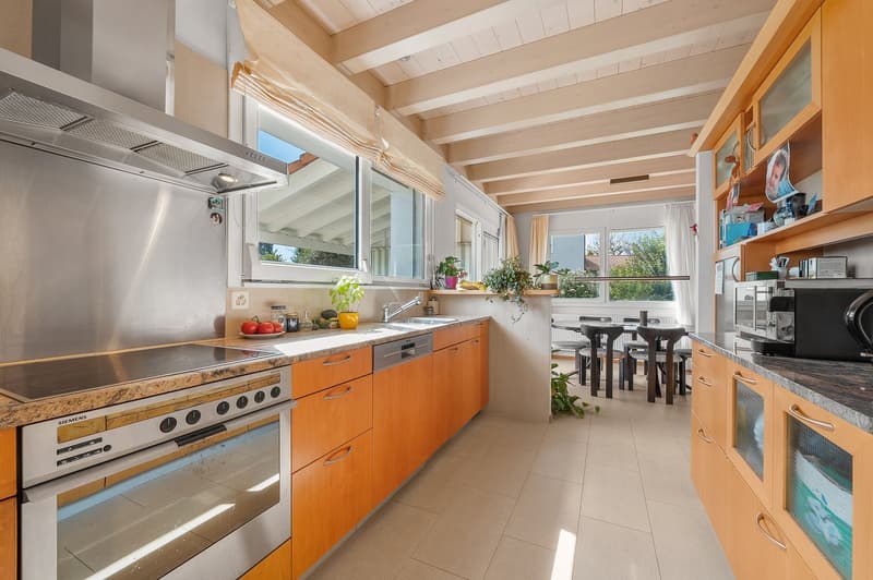 Charming individual house with 6 rooms, beautiful view and large garden - family-friendly neighborhood (7)
