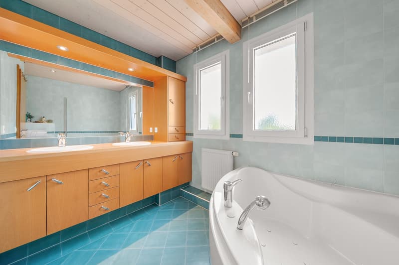 Charming individual house with 6 rooms, beautiful view and large garden - family-friendly neighborhood (17)