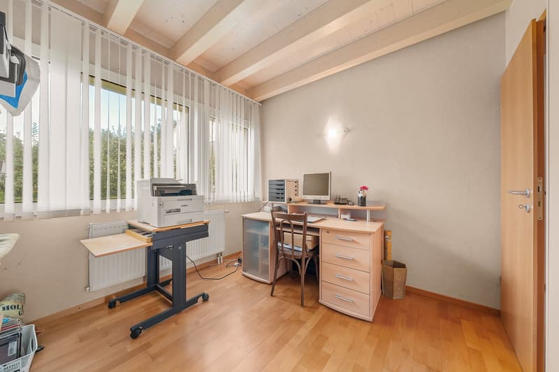Charming individual house with 6 rooms, beautiful view and large garden - family-friendly neighborhood (13)