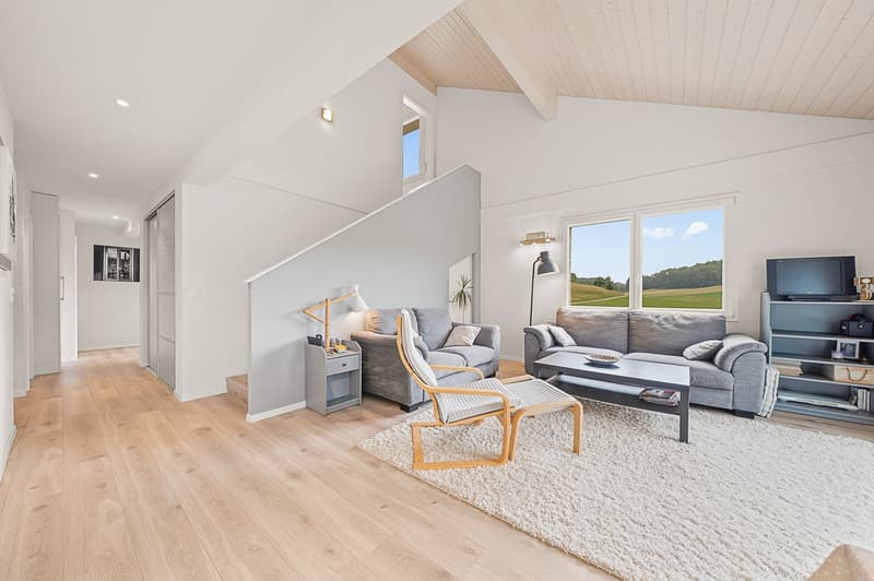 Prächtiges 5,5-Zimmer-Duplexappartement mit Balkon, Garten und superber Aussicht (3)