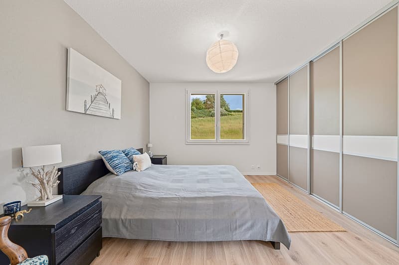 Prächtiges 5,5-Zimmer-Duplexappartement mit Balkon, Garten und superber Aussicht (11)