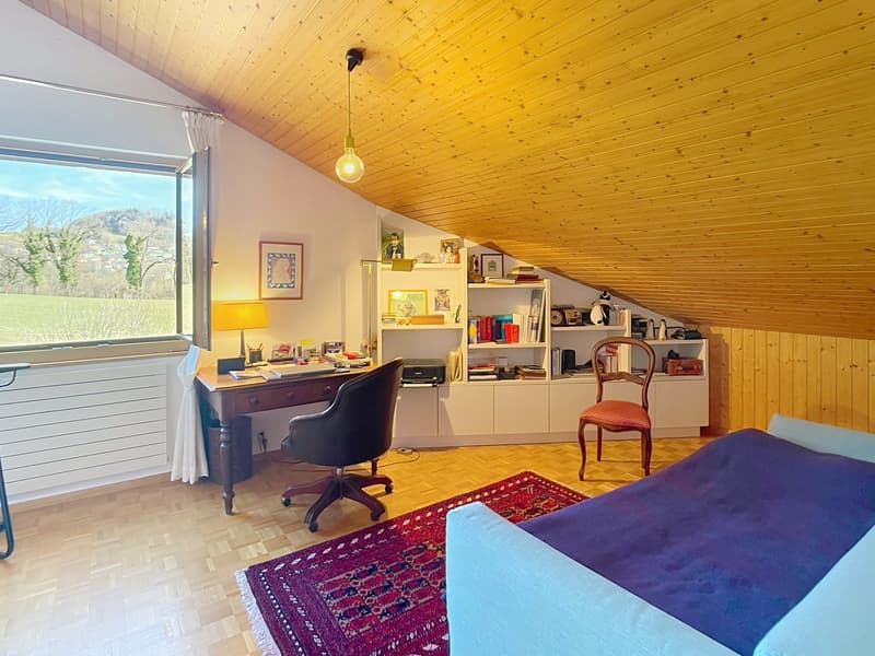 Superbe appartement en attique de 3.5 pièces avec vue sur le lac et les montagnes (12)
