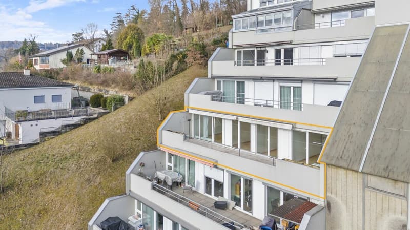 Renovierte 4.5-Zimmer-Wohnung mit grosszügigem Balkon, Lift und Garage (12)
