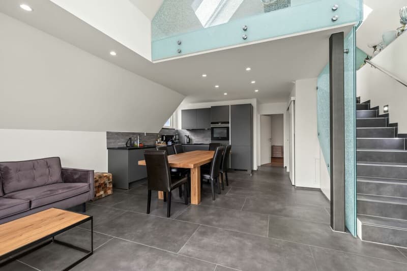Stylish living in Allschwil - Maisonette apartment with high-quality furnishings (3)