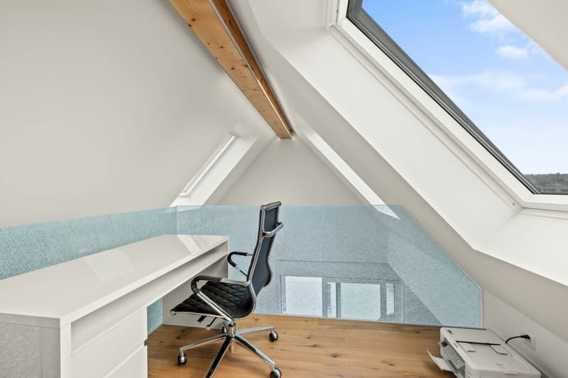 Stylish living in Allschwil - Maisonette apartment with high-quality furnishings (11)