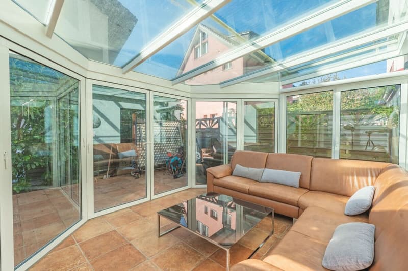 Your new home on the Birsig - stylish living on three floors (5)