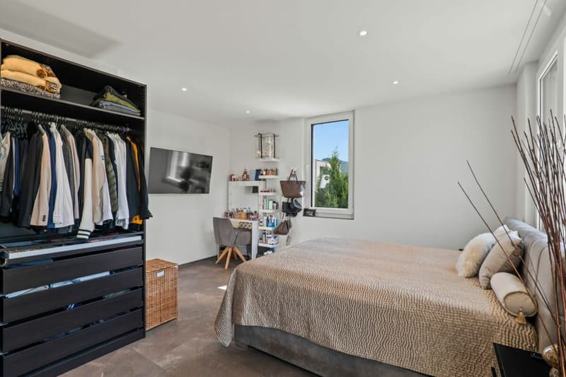 New semi-detached house in a central location (11)