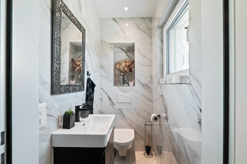 New semi-detached house in a central location (8)