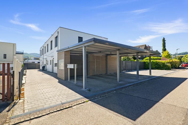 New semi-detached house in a central location (18)