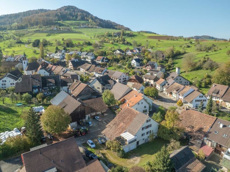 A House Full of Opportunities - 13.06.2026 Open House in Bennwil (11)