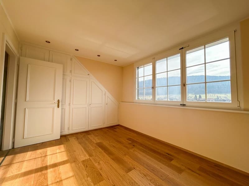 Casa di campagna di 7,5 locali con vista panoramica e vicinanza diretta alla scuola (13)