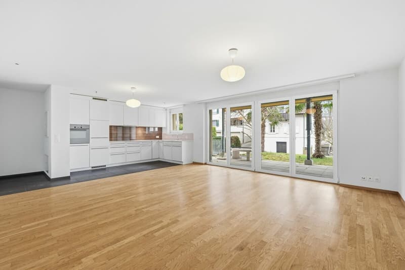 Your new home - Modern garden apartment in a quiet location (6)