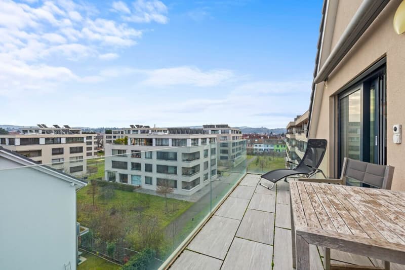 Modernes Wohnen auf zwei Ebenen - Stilvolle Maisonettewohnung in Allschwil (11)