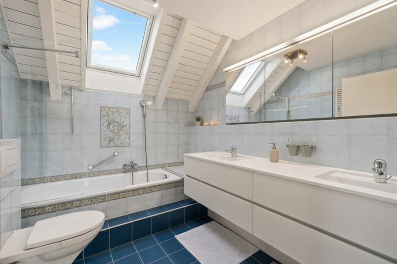 Grosszügiges 6.5-Zimmer Einfamilienhaus mit Pool & Wintergarten (10)