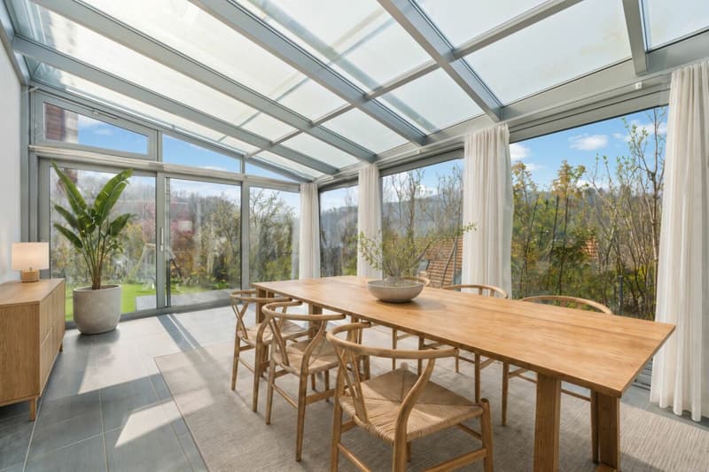 Grosszügiges 6.5-Zimmer Einfamilienhaus mit Pool & Wintergarten (5)