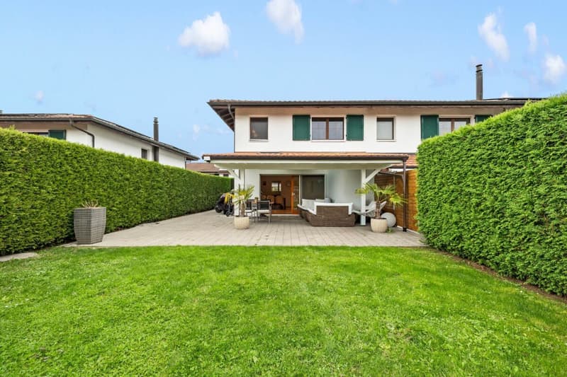 Familienglück in Möhlin - modernes Einfamilienhaus mit grosszügigem Garten (9)