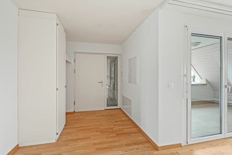 Grosszügige 4.5-Zimmer Maisonettewohnung mit viel Wohnkomfort (4)