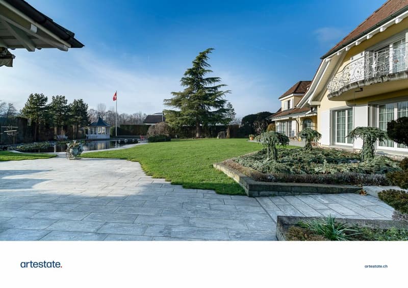 Luxurious country house villa with indoor pool and swimming pond (3)