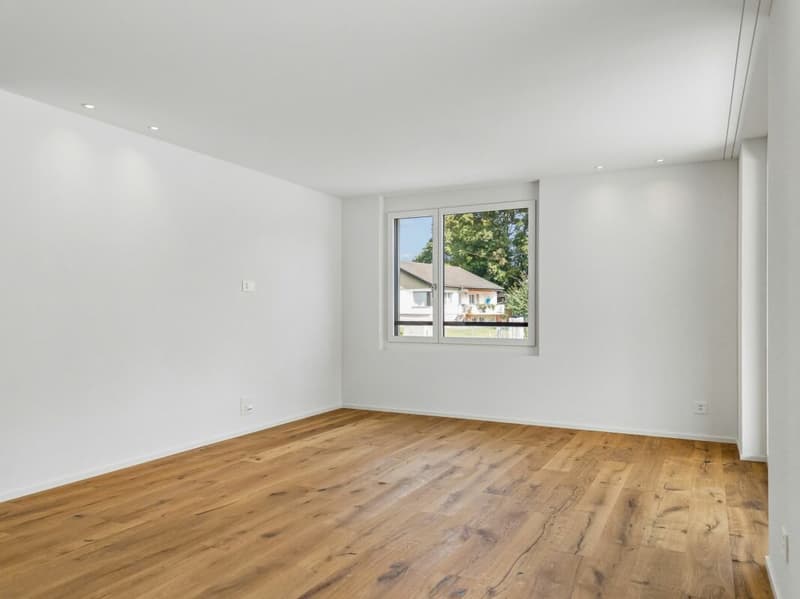 Erstbezug: 4.5-Zi-Gartenwohnung mit 57 m² Garten und Doppelgarage (13)