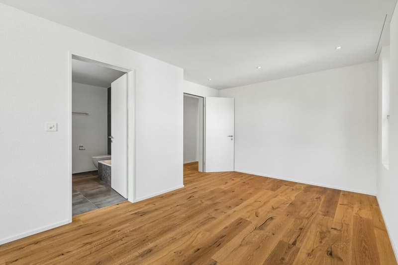 Erstbezug: 4.5-Zi-Gartenwohnung mit 57 m² Garten und Doppelgarage (6)