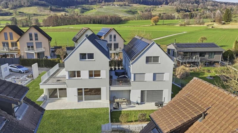 Modernes Doppel-Einfamilienhaus mit viel Platz, hochwertigem Ausbau und Garten in Stein am Rhein (17)