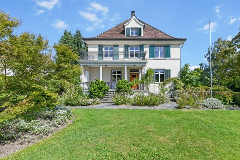 Historic Art Nouveau villa with charm, large garden and plenty of space for your living dreams (1)