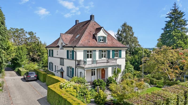 Historic Art Nouveau villa with charm, large garden and plenty of space for your living dreams (2)