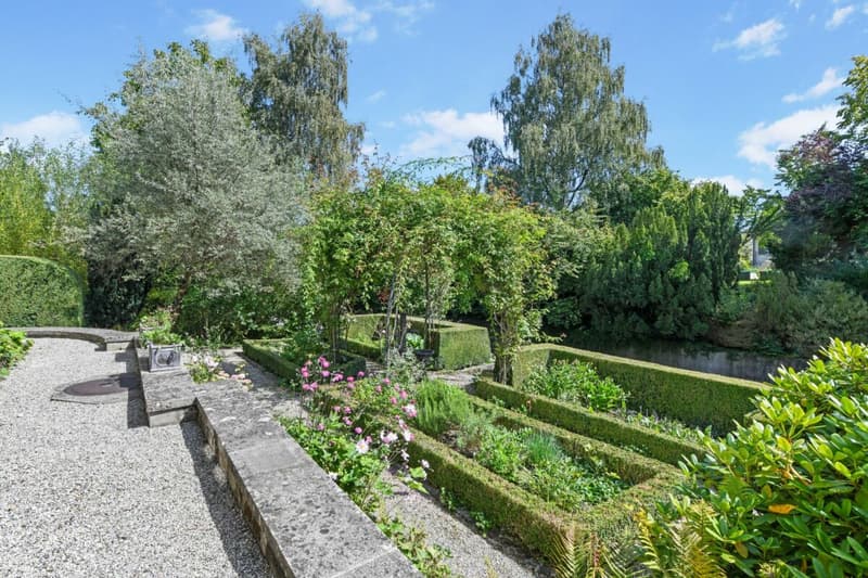 Historic Art Nouveau villa with charm, large garden and plenty of space for your living dreams (43)