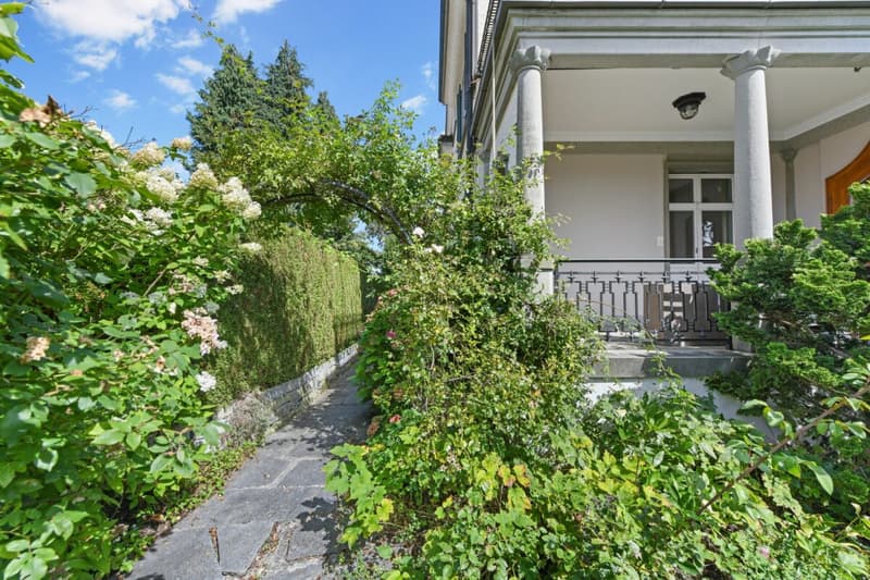 Historic Art Nouveau villa with charm, large garden and plenty of space for your living dreams (41)