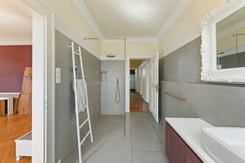 Historic Art Nouveau villa with charm, large garden and plenty of space for your living dreams (32)