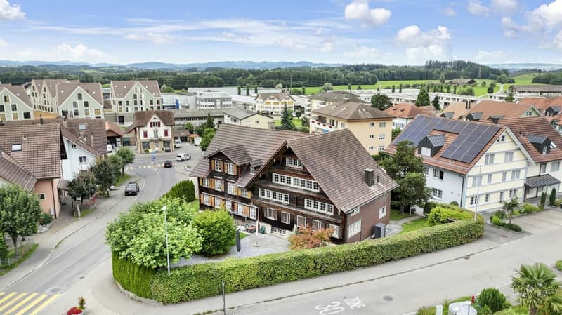 MAISON FAMILIALE DUPLEX 6.5 PIÈCES AVEC GRAND JARDIN ET ANNEXE (22)