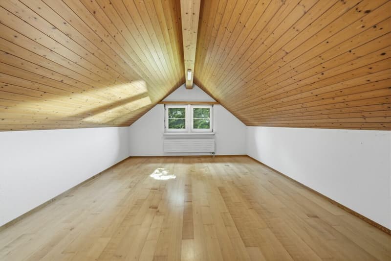 Detached family paradise with annex, far-reaching views, and versatile space offer (32)