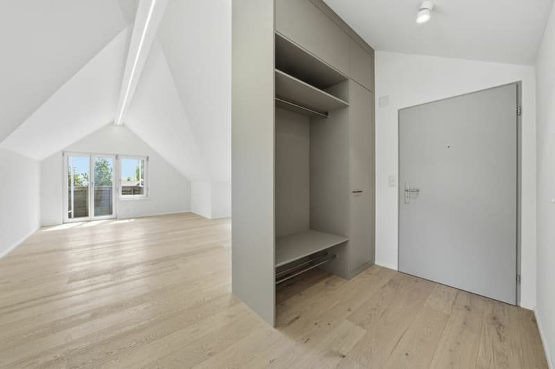 Charming core-renovated attic apartment with balcony and panoramic view in idyllic Urnäsch (6)