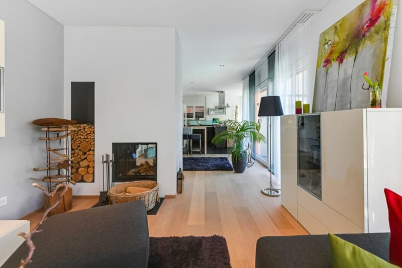 Modernes Wohnerlebnis mit Weitblick - Einfamilienhaus mit Pool, Gartenidylle und Panoramasicht (11)