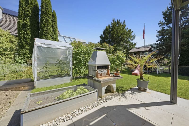 Freistehendes Familienhaus mit Charme, Privatsphäre und sonnigem Gartenparadies (28)