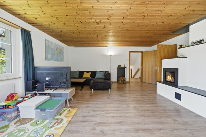 Freistehendes Familienhaus mit Charme, Privatsphäre und sonnigem Gartenparadies (4)