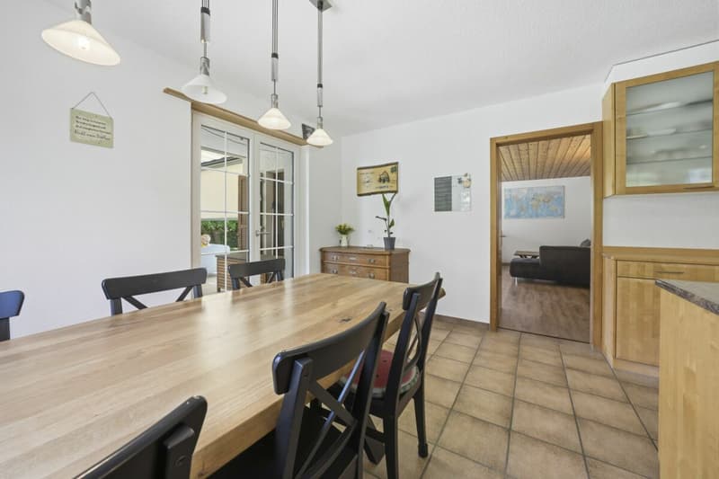 Freistehendes Familienhaus mit Charme, Privatsphäre und sonnigem Gartenparadies (10)