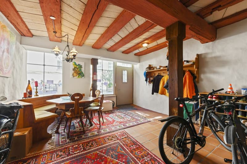 Mietkauf: Zeitlose Eleganz mit Weitblick - stilvolle Maisonette-Dachwohnung im Herzen von Wil SG (25)
