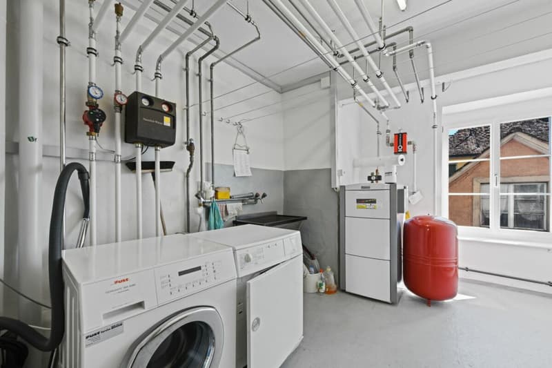 Mietkauf: Zeitlose Eleganz mit Weitblick - stilvolle Maisonette-Dachwohnung im Herzen von Wil SG (26)