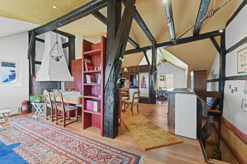 Mietkauf: Zeitlose Eleganz mit Weitblick - stilvolle Maisonette-Dachwohnung im Herzen von Wil SG (9)