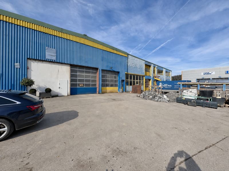 Grand entrepôt industriel à Porrentruy à louer env. 1117m2 (13)